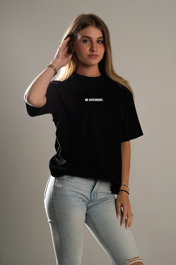Oversized Moon Streatwear
